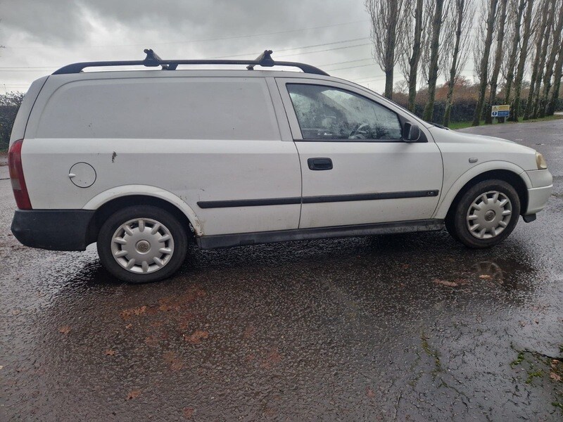 Used Vauxhall Astra Van 2003 for sale - 76941697: Photo 11