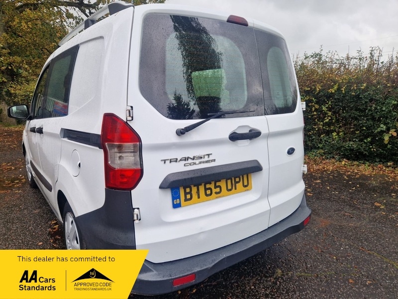 Used Ford Transit Courier 2015 for sale - 76418052: Photo 17