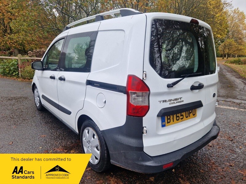 Used Ford Transit Courier 2015 for sale - 76418052: Photo 8