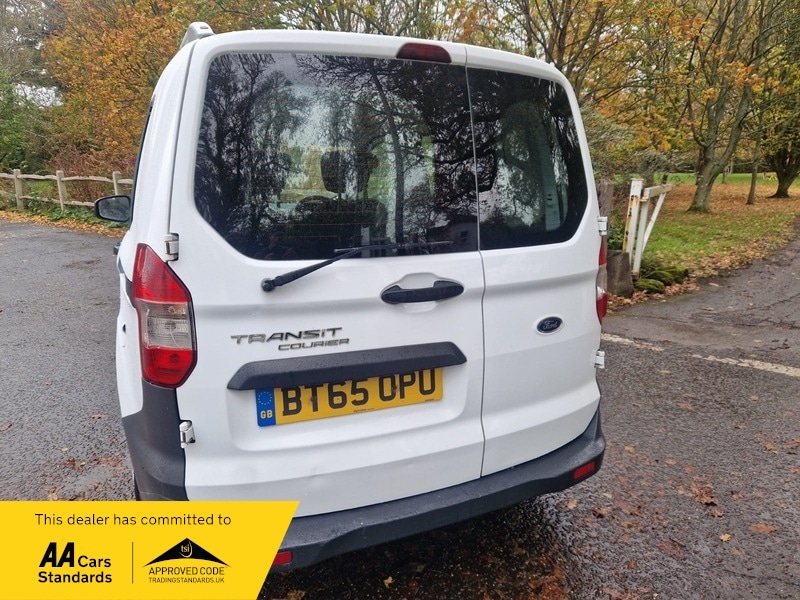 Used Ford Transit Courier 2015 for sale - 76418052: Photo 9