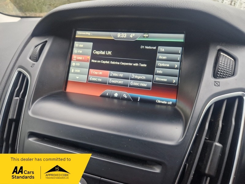 Used Ford Focus 2015 for sale - 77653040: Photo 16