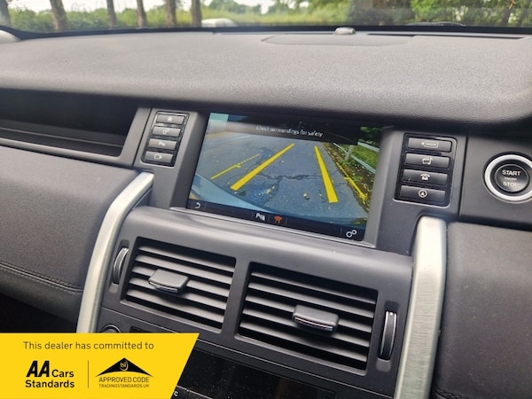 Used Land Rover Discovery Sport 2015 for sale - 76292259: Photo 21