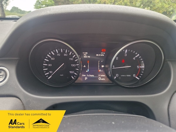 Used Land Rover Discovery Sport 2015 for sale - 76292259: Photo 22
