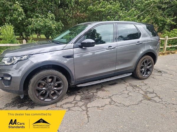 Used Land Rover Discovery Sport 2015 for sale - 76292259: Photo 5
