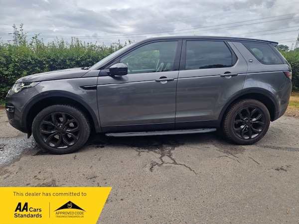 Used Land Rover Discovery Sport 2015 for sale - 76292259: Photo 6