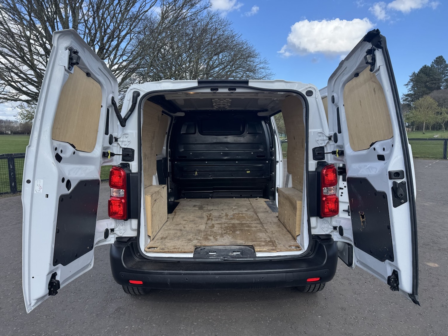 Used Citroen Dispatch 2023 for sale - 78201988: Photo 11