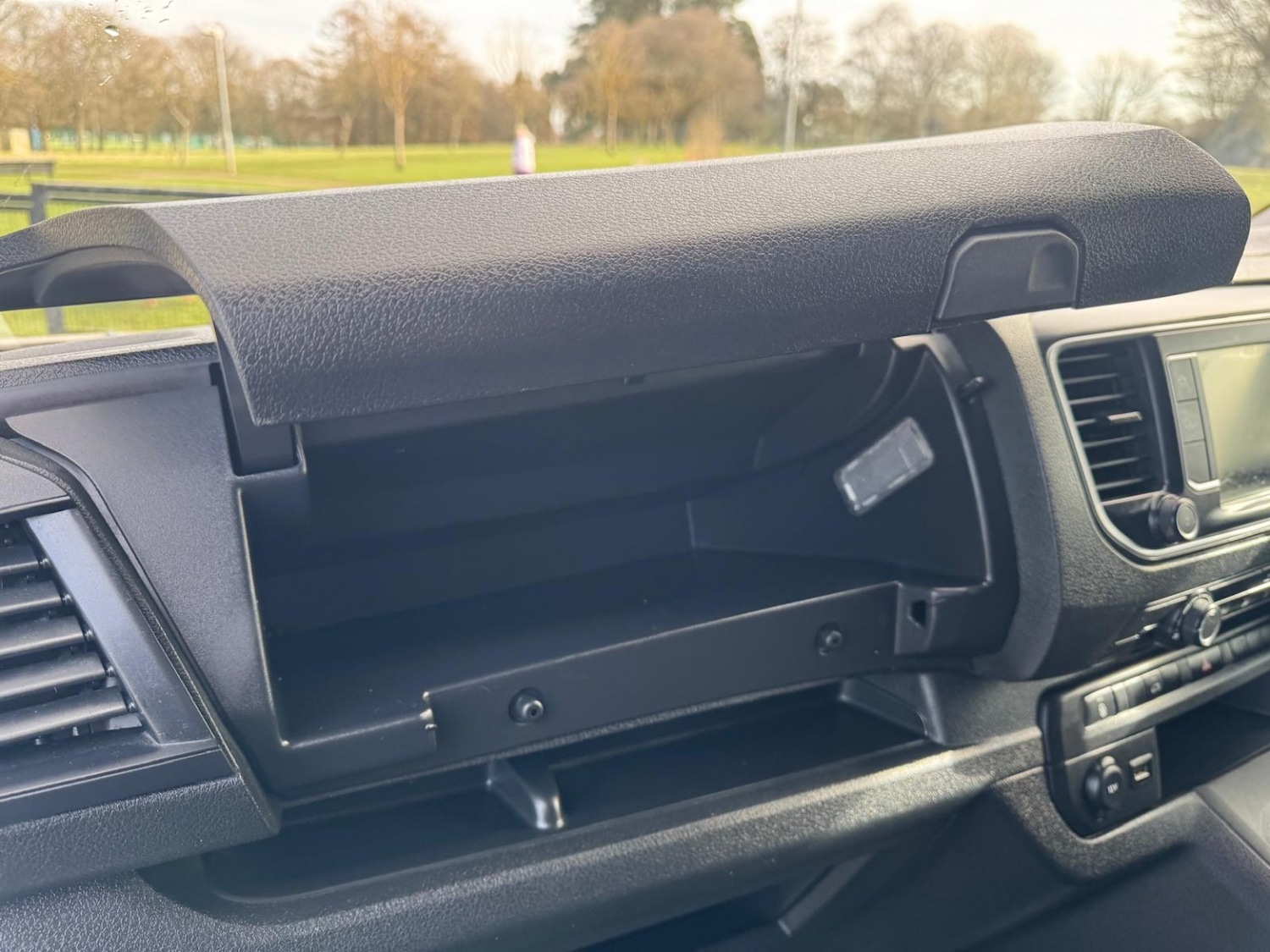 Used Peugeot Expert 2023 for sale - 77954024: Photo 16