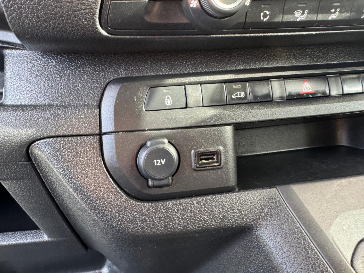 Used Peugeot Expert 2023 for sale - 77954024: Photo 17