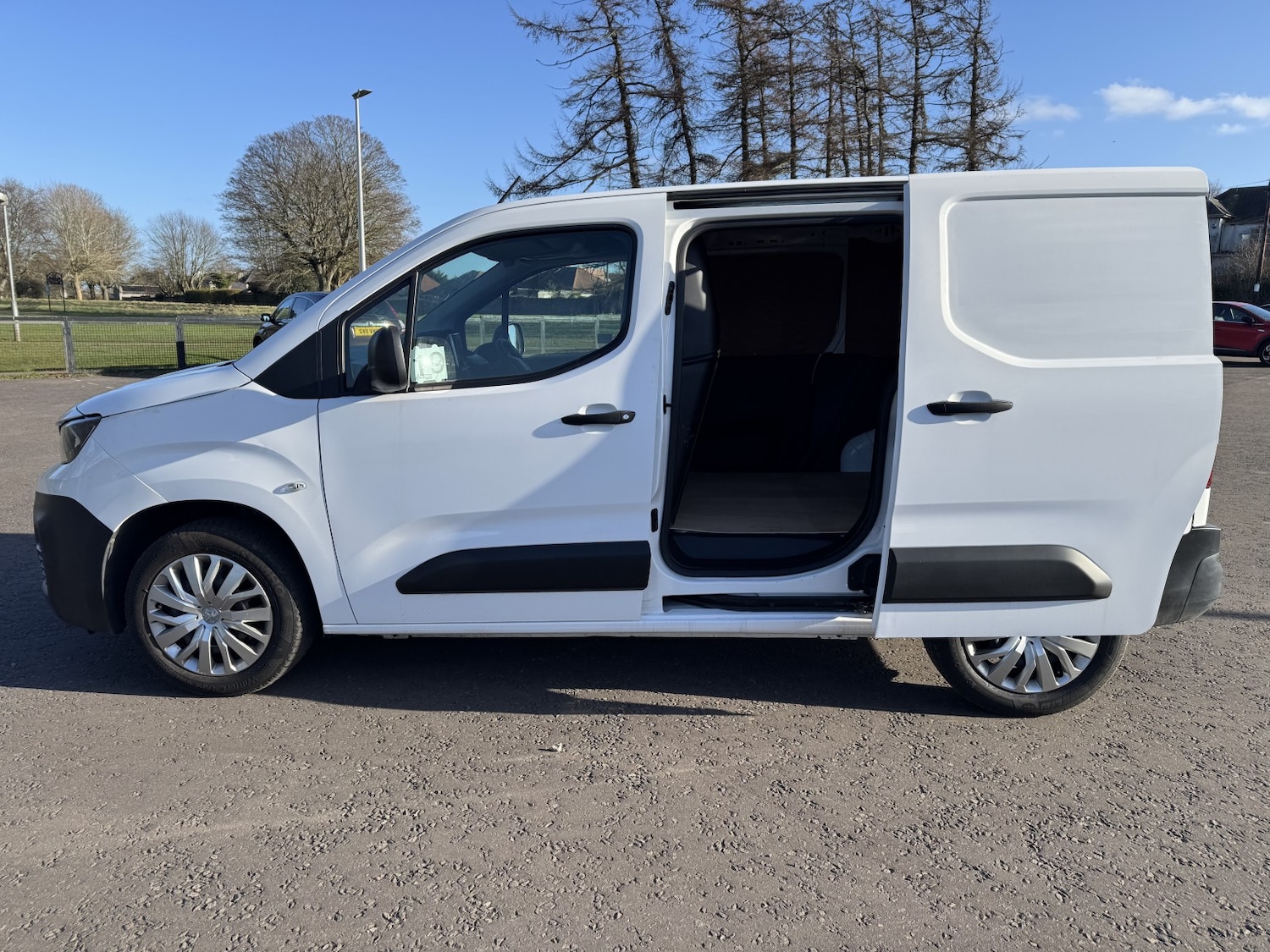 Used Peugeot Partner 2020 for sale - 77991585: Photo 12