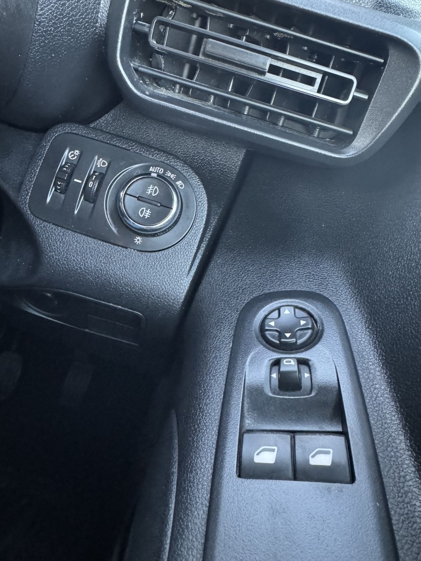 Used Vauxhall Combo 2022 for sale - 77807089: Photo 25