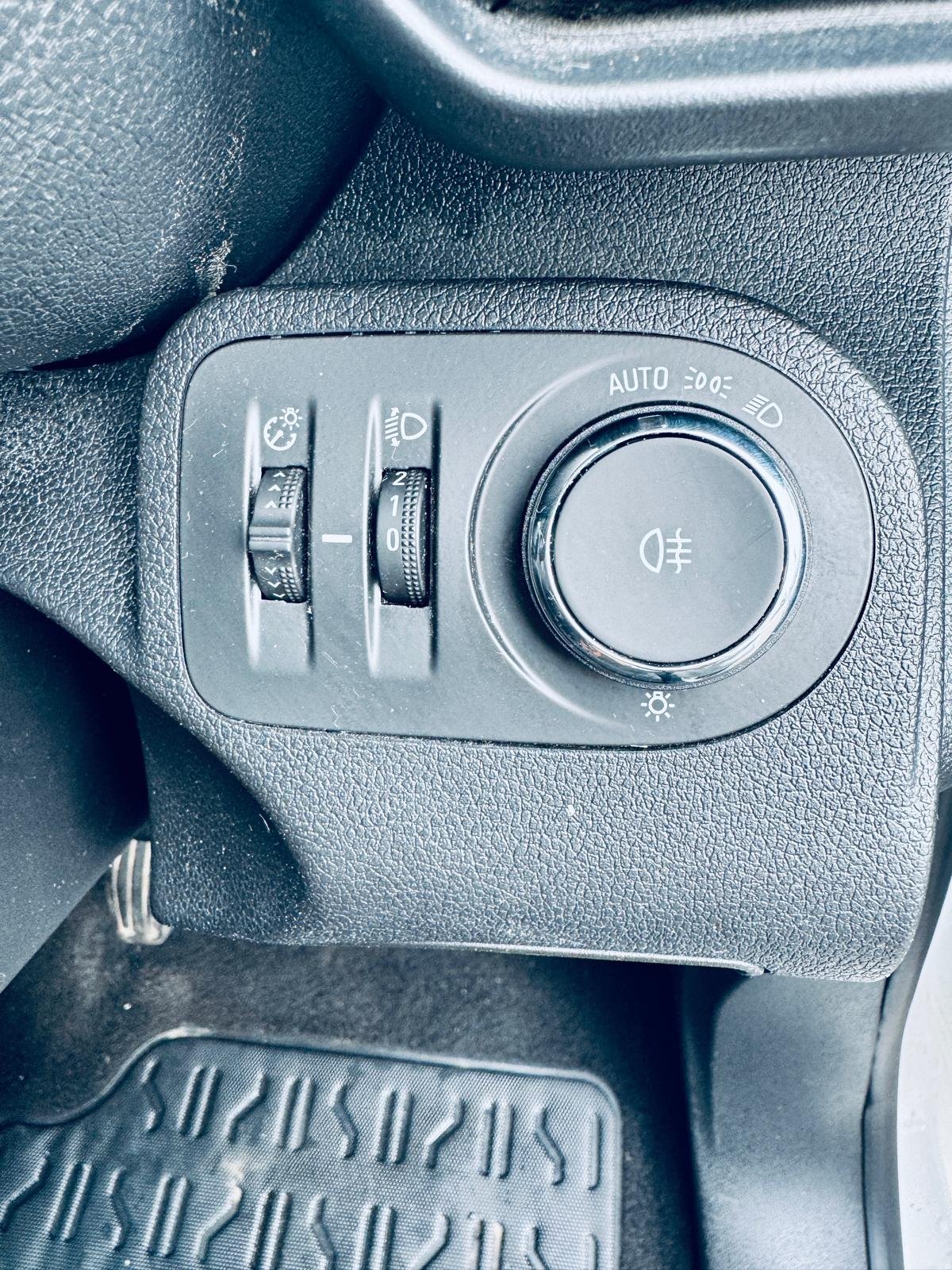 Used Vauxhall Combo 2020 for sale - 75913145: Photo 15