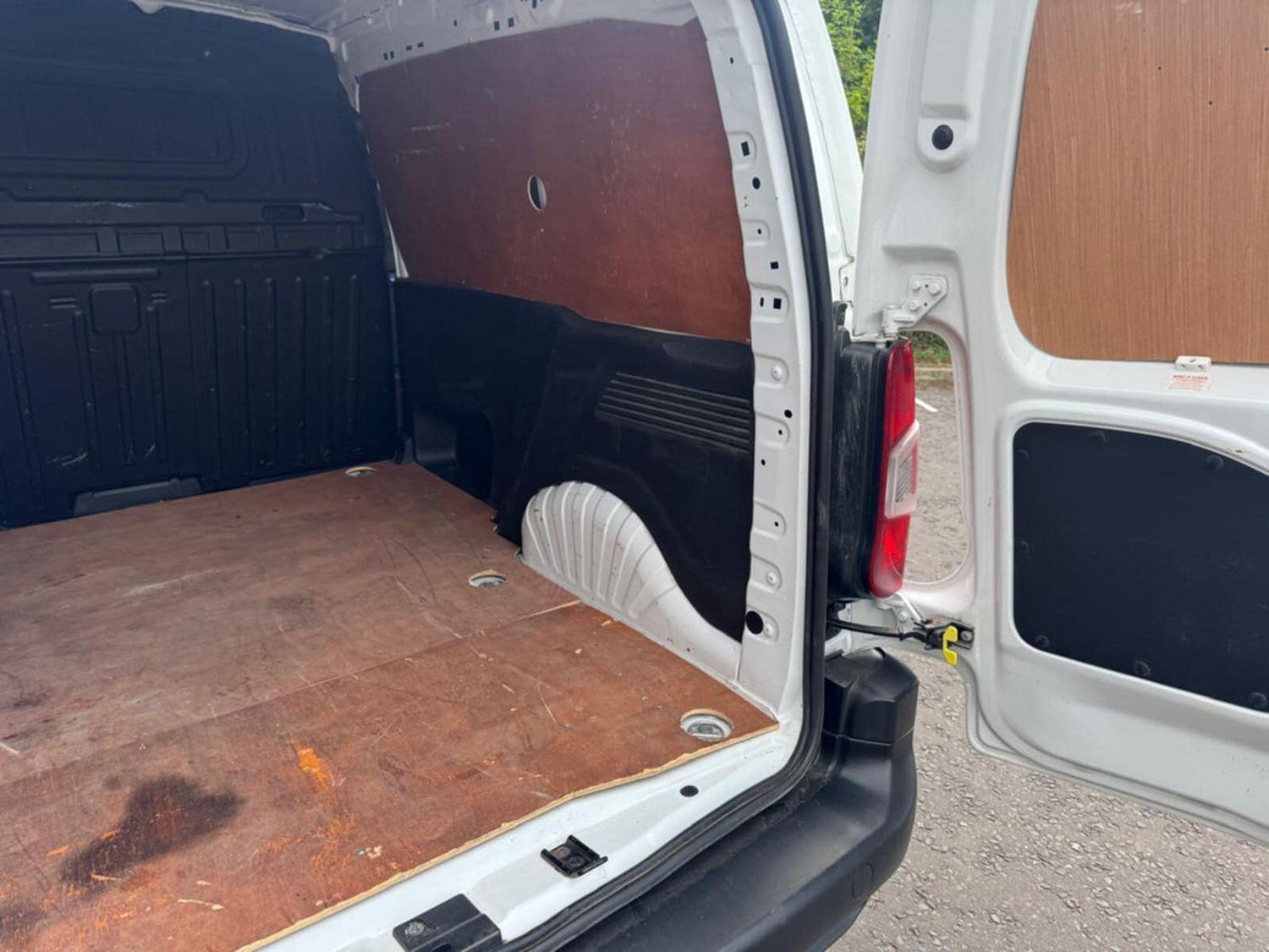 Used Vauxhall Combo 2021 for sale - 76769187: Photo 9