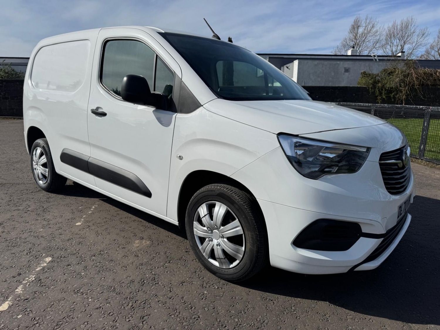 Used Vauxhall Combo 2020 for sale - 78018266: Photo 1