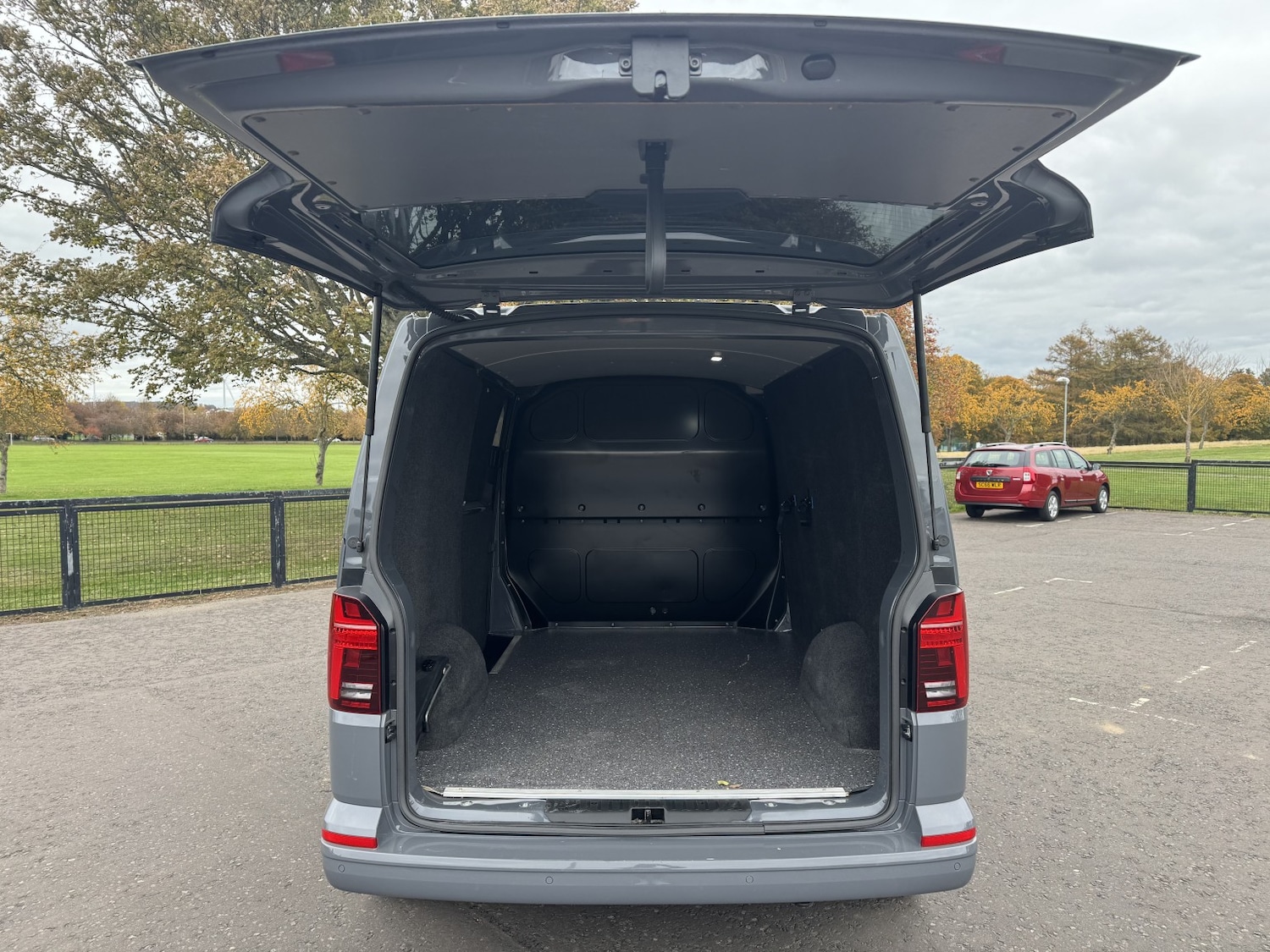 Used Volkswagen Transporter 2024 for sale - 76536690: Photo 19