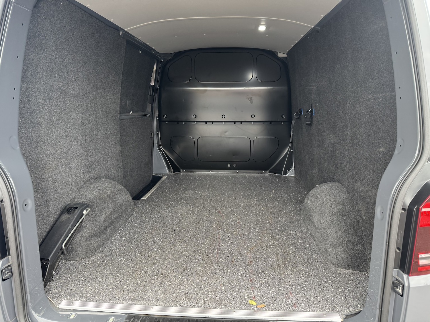 Used Volkswagen Transporter 2024 for sale - 76536690: Photo 20