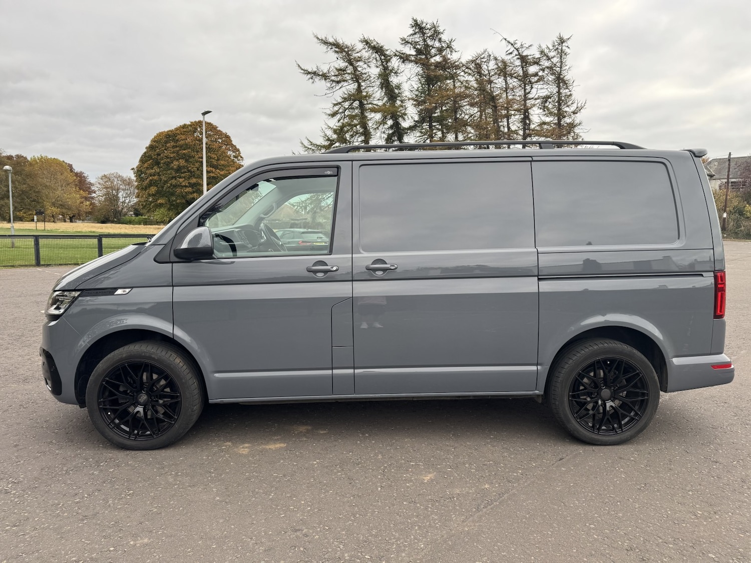 Used Volkswagen Transporter 2024 for sale - 76536690: Photo 4