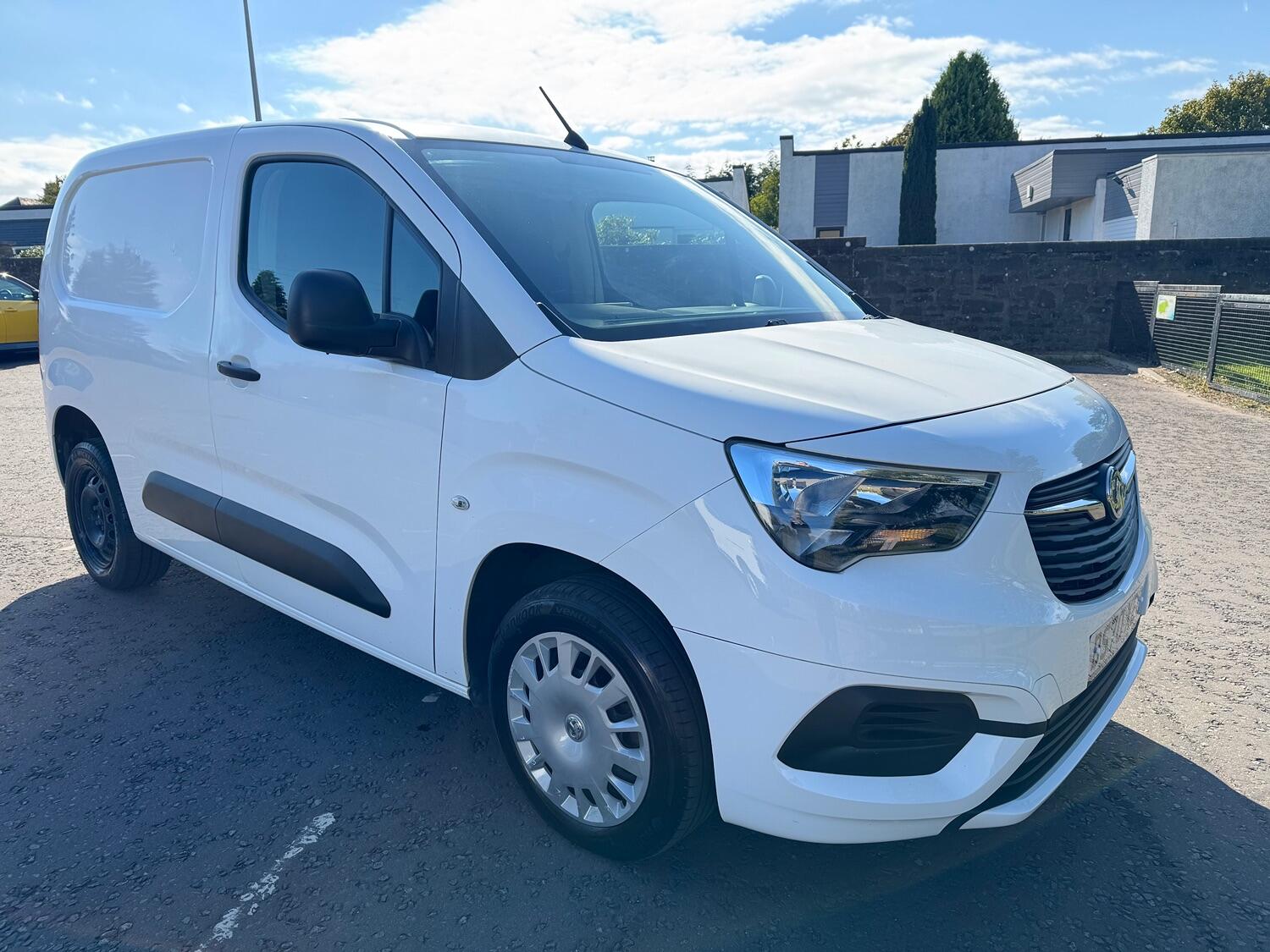 Used Vauxhall Combo 2020 for sale - 75621230: Photo 1
