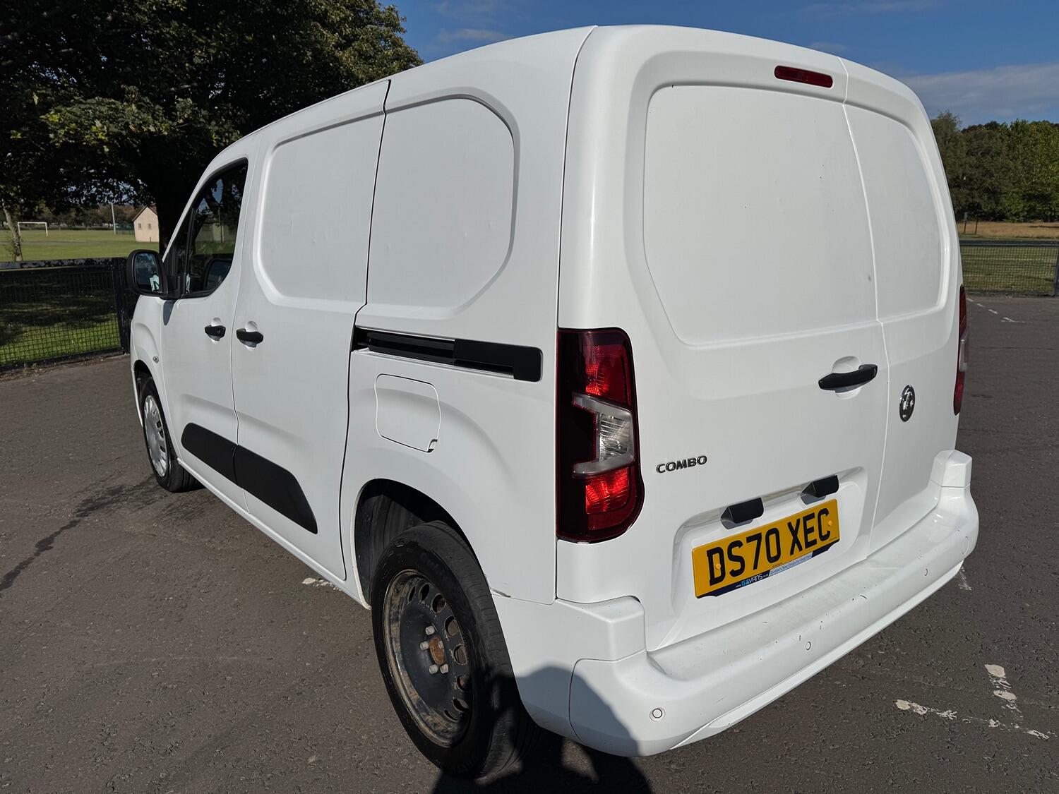 Used Vauxhall Combo 2020 for sale - 75621230: Photo 3