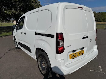 Used Vauxhall Combo 2020 for sale - 75621230: Photo