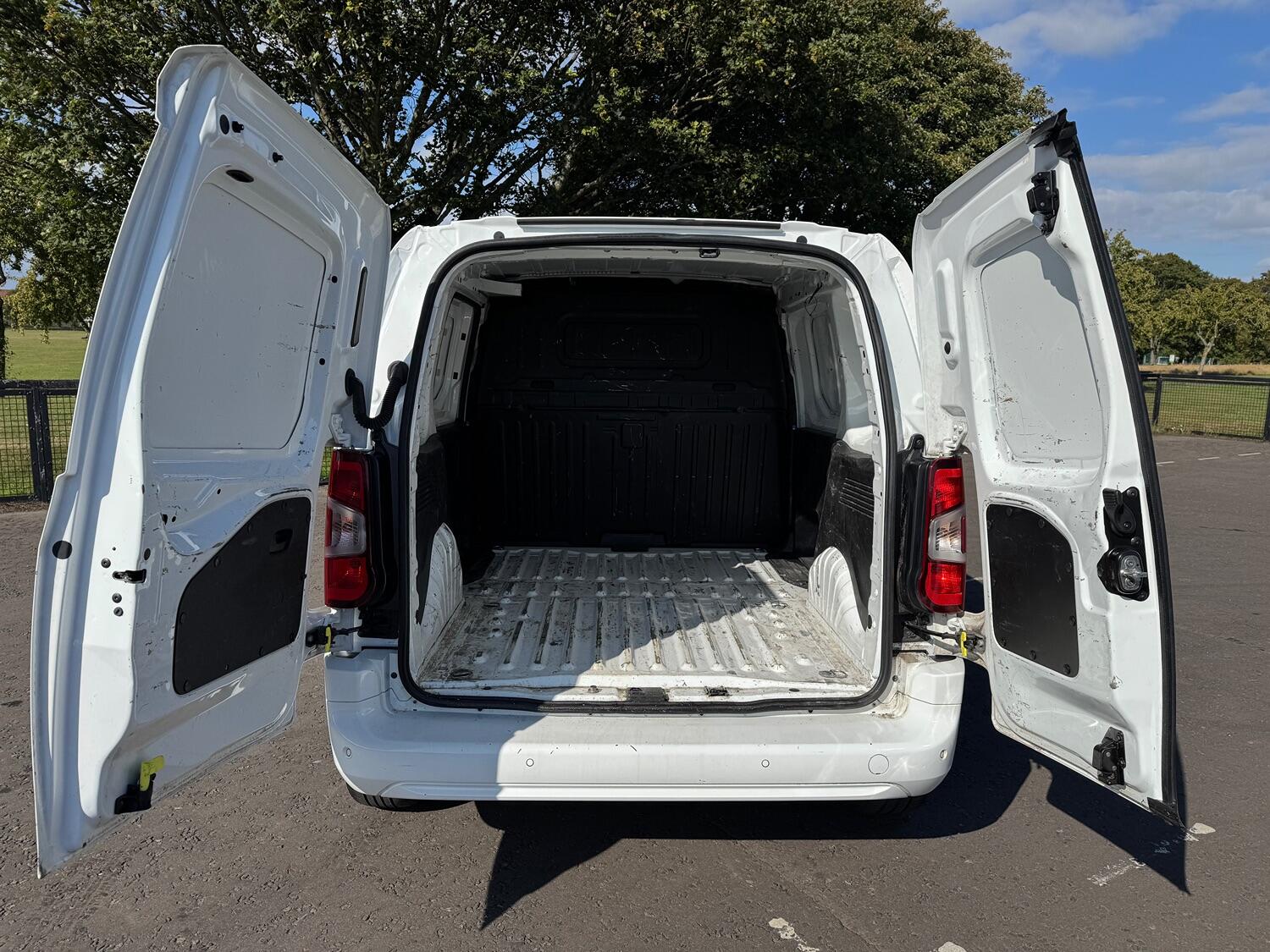 Used Vauxhall Combo 2020 for sale - 75621230: Photo 9