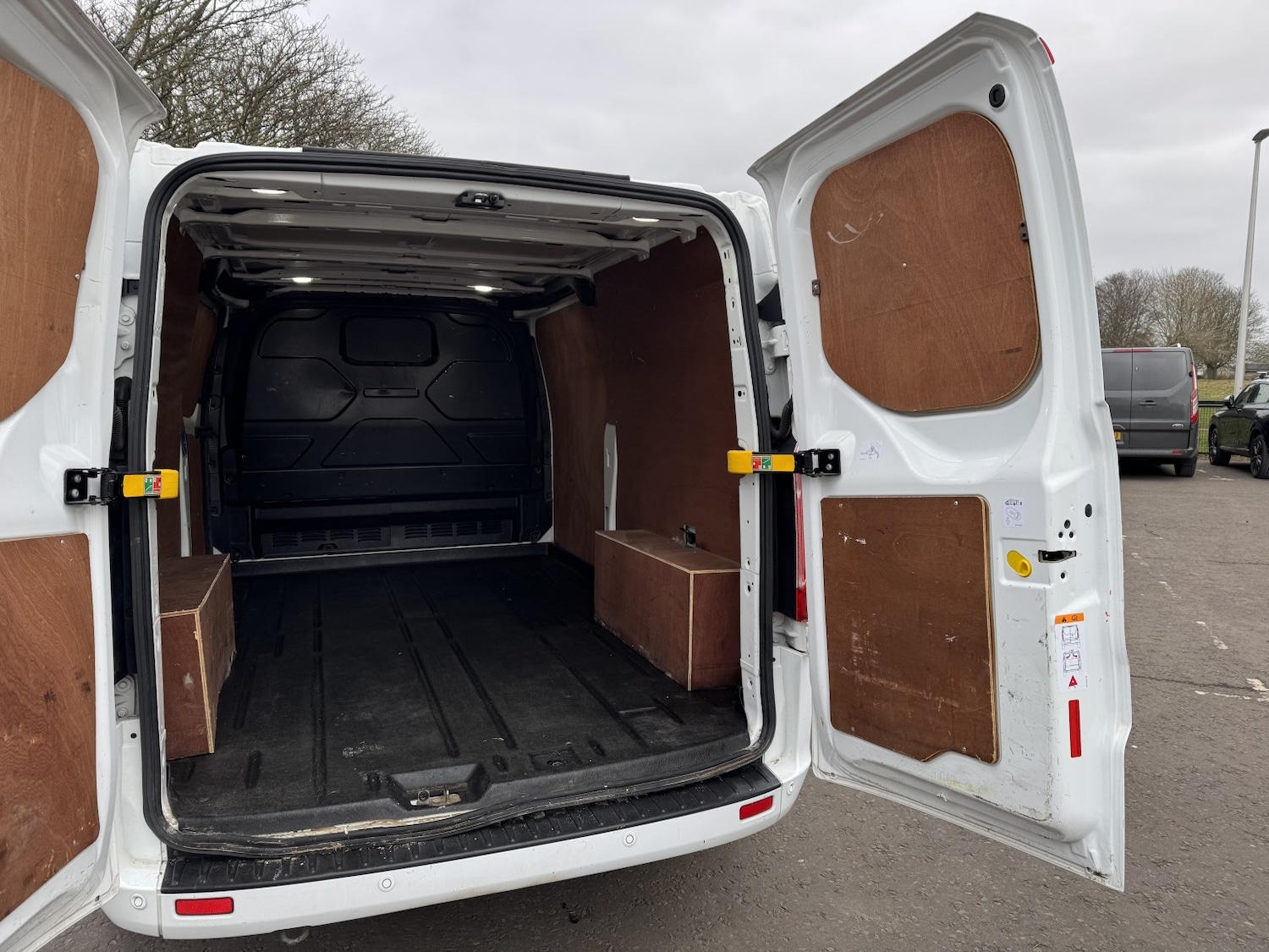 Used Ford Transit Custom 2020 for sale - 77735863: Photo 11