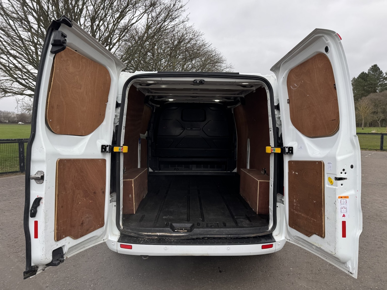 Used Ford Transit Custom 2020 for sale - 77735863: Photo 9