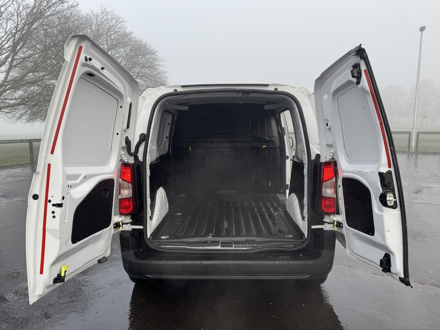 Used Toyota ProAce 2023 for sale - 77807071: Photo 11