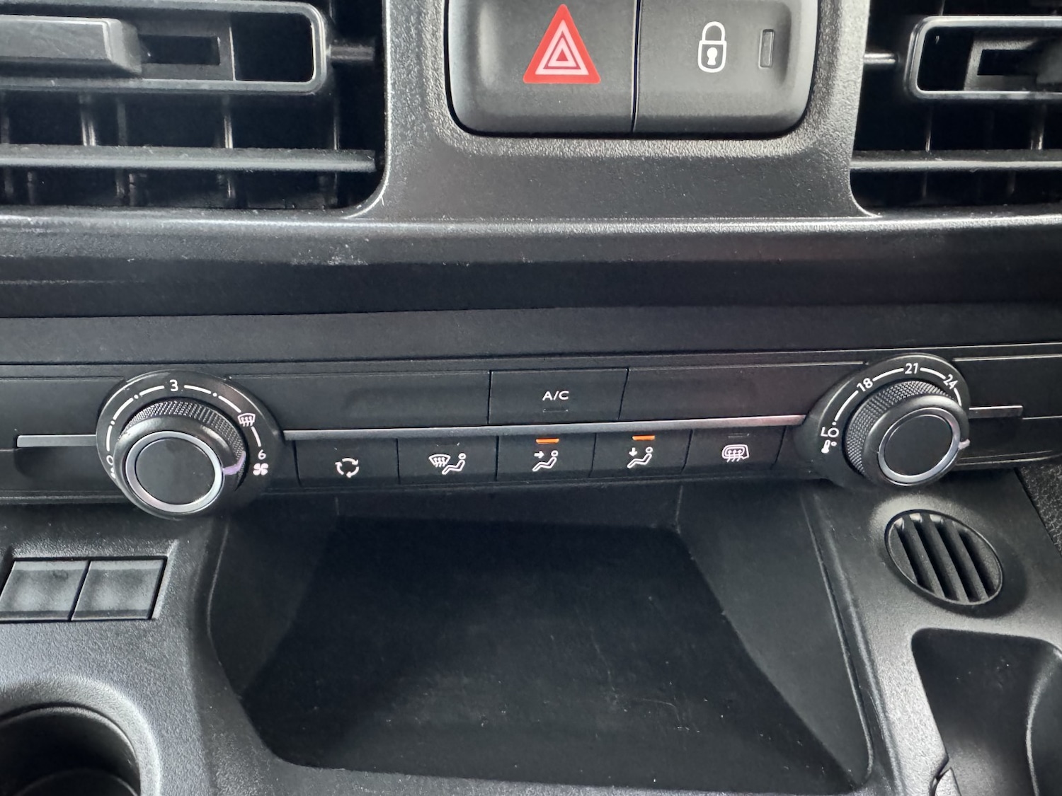 Used Toyota ProAce 2023 for sale - 77807071: Photo 22