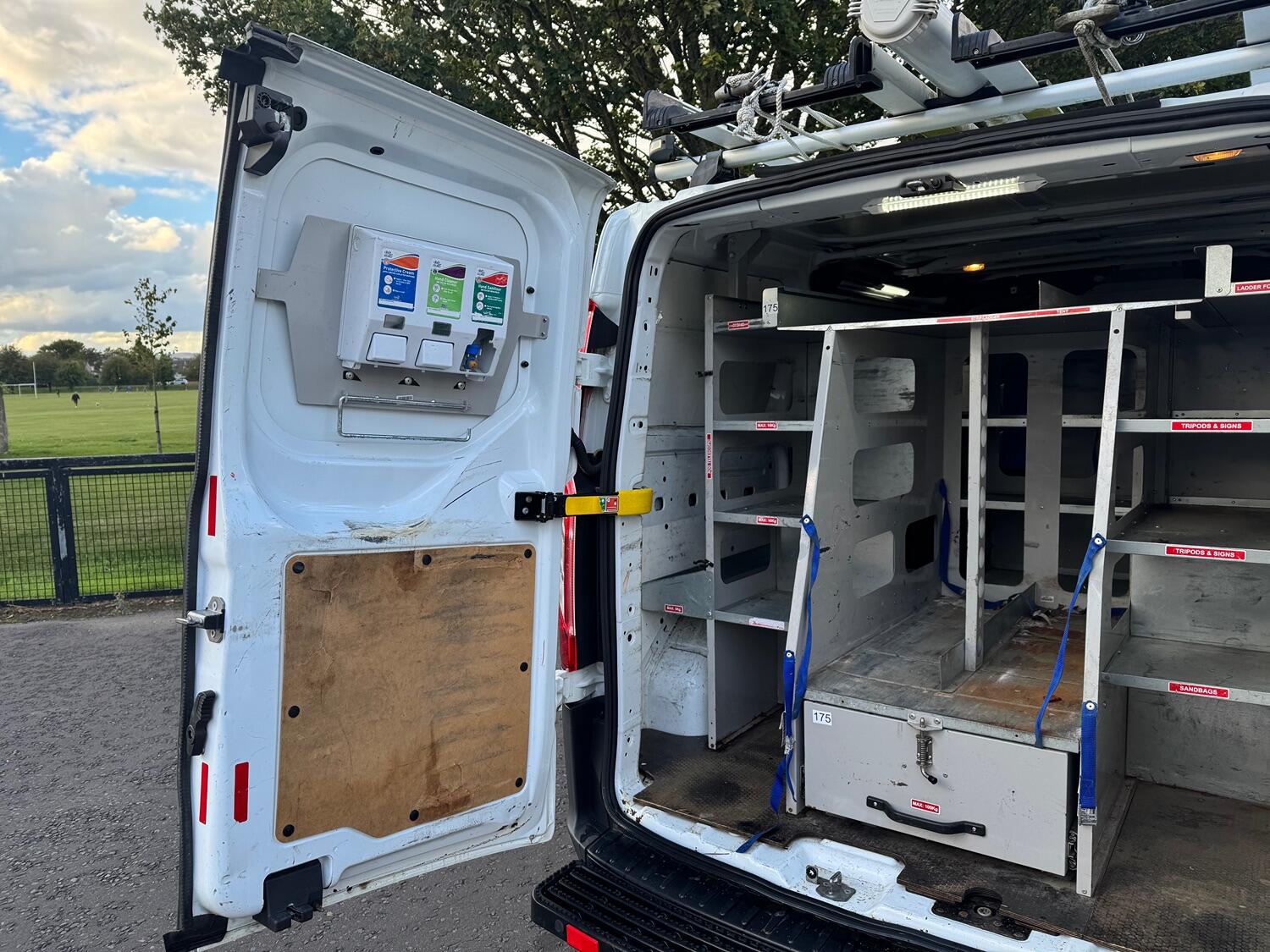 Used Ford Transit Custom 2018 for sale - 75898470: Photo 10