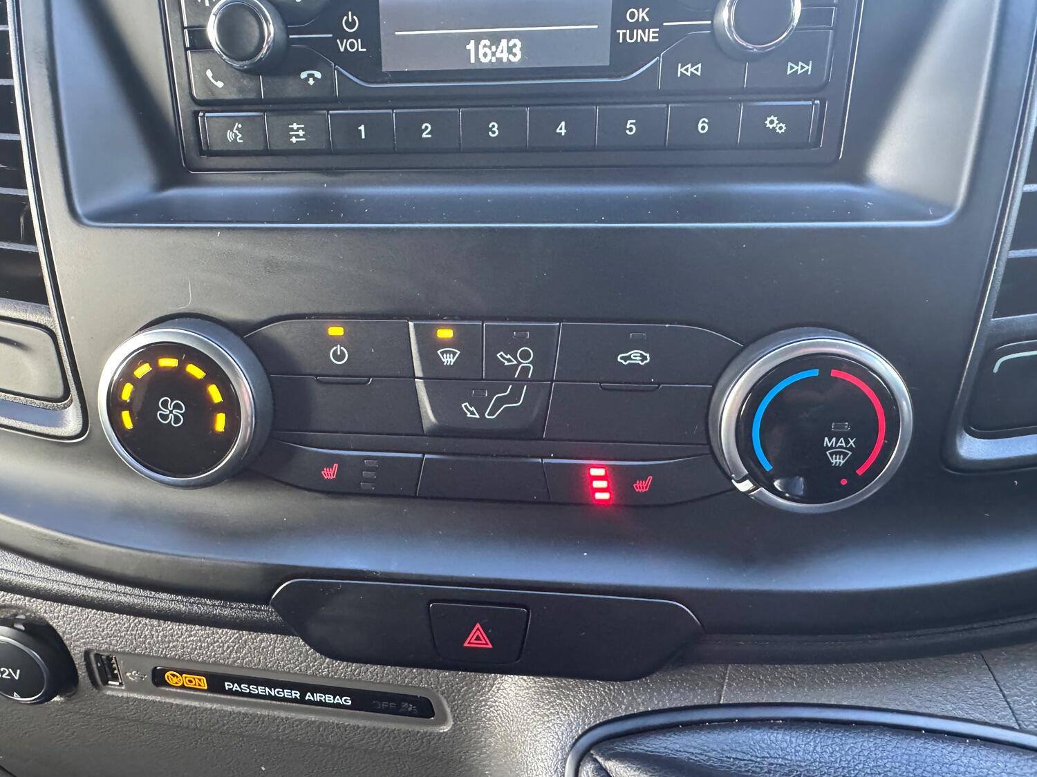 Used Ford Transit Custom 2018 for sale - 75898470: Photo 21