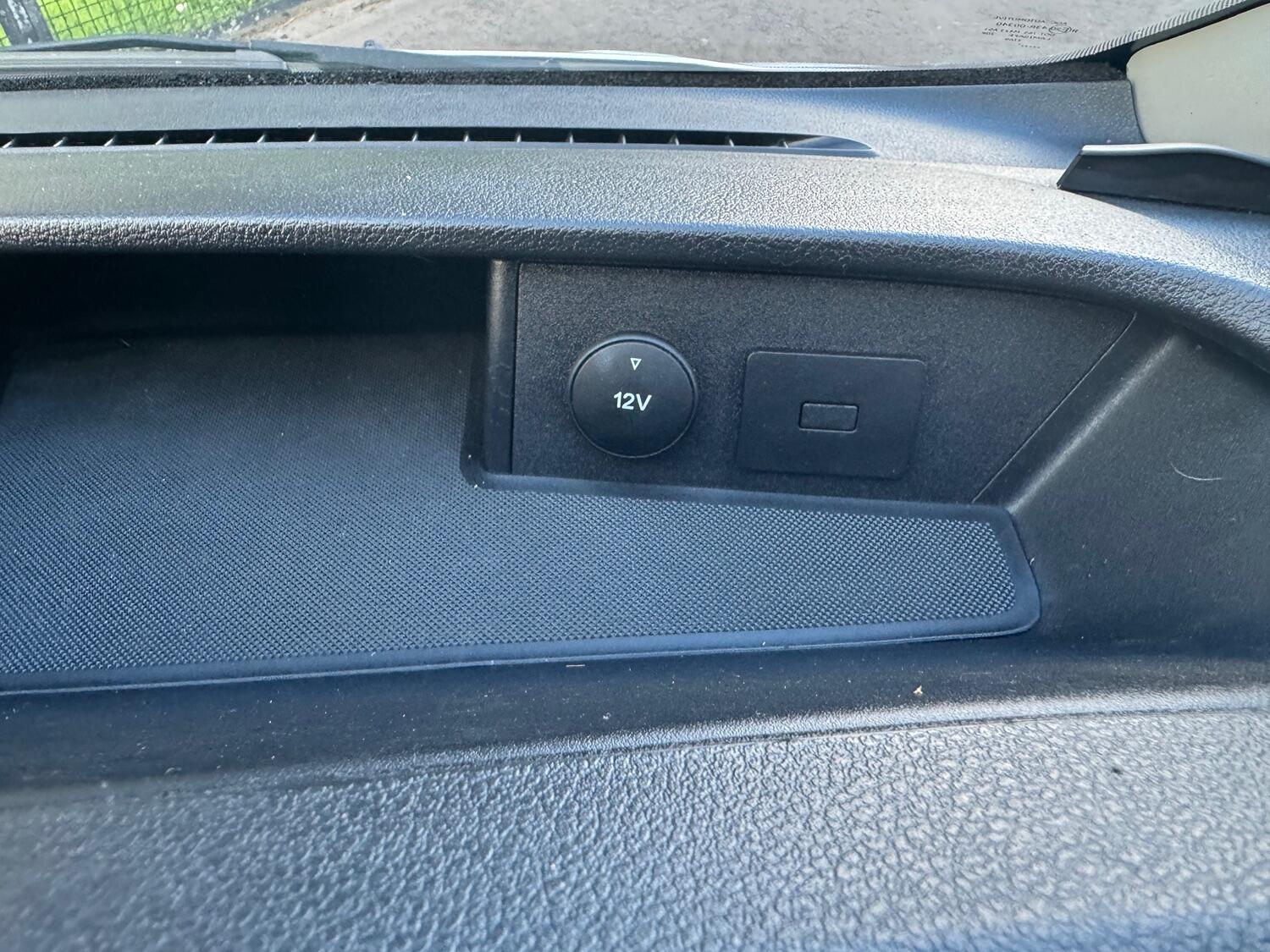 Used Ford Transit Custom 2018 for sale - 75898470: Photo 28