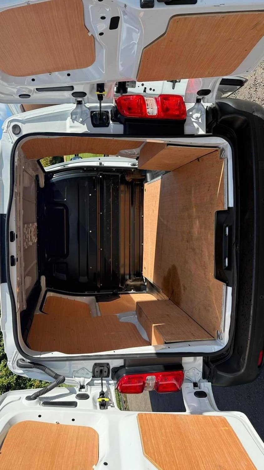 Used Peugeot Expert 2023 for sale - 75975594: Photo 12