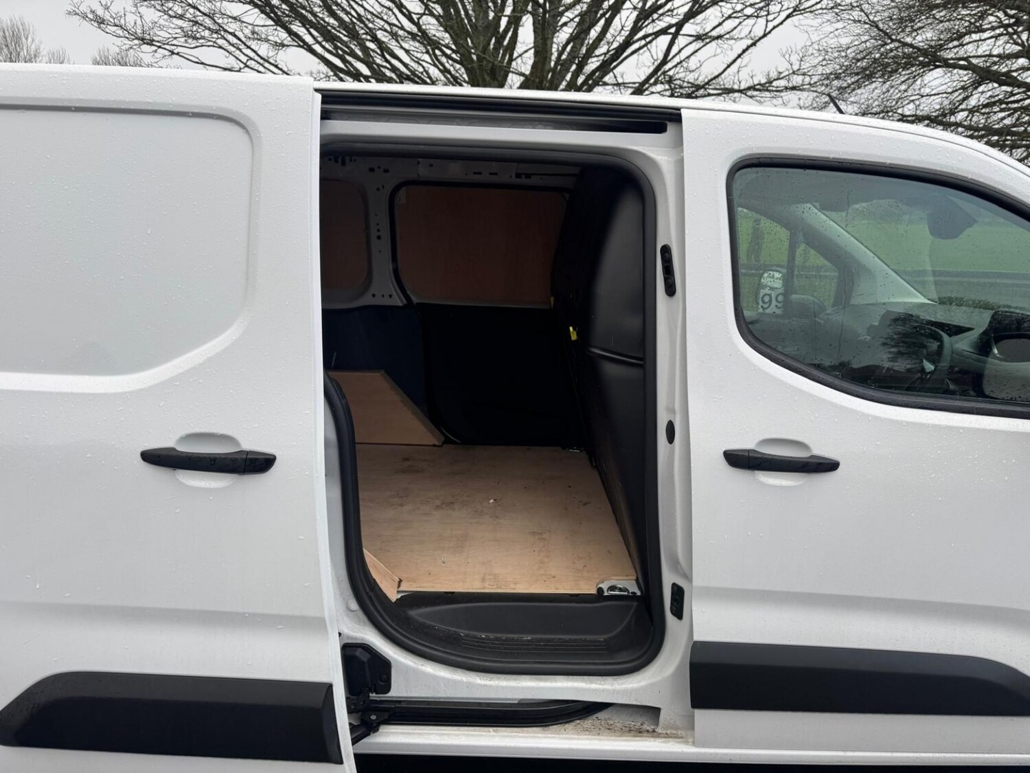 Used Peugeot Partner 2024 for sale - 77807072: Photo 12