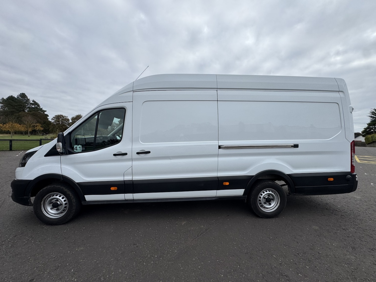 Used Ford Transit 2024 for sale - 76305551: Photo 2
