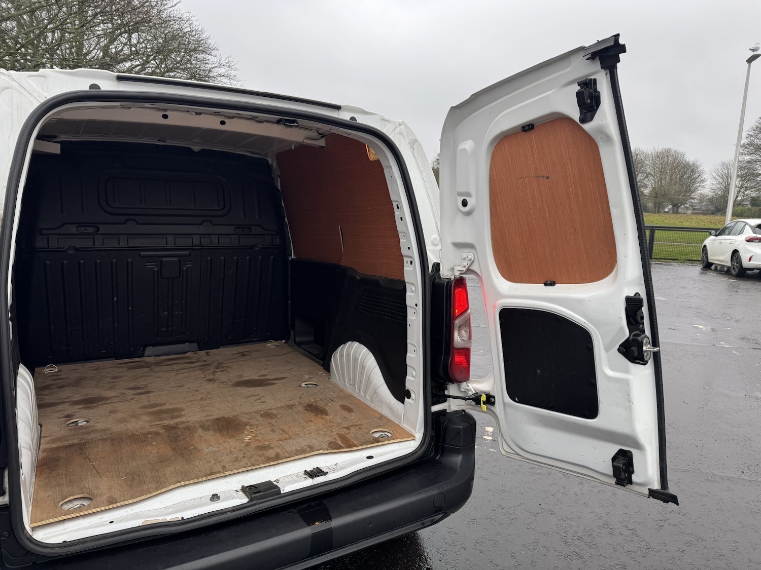 Used Vauxhall Combo 2021 for sale - 77807084: Photo 11