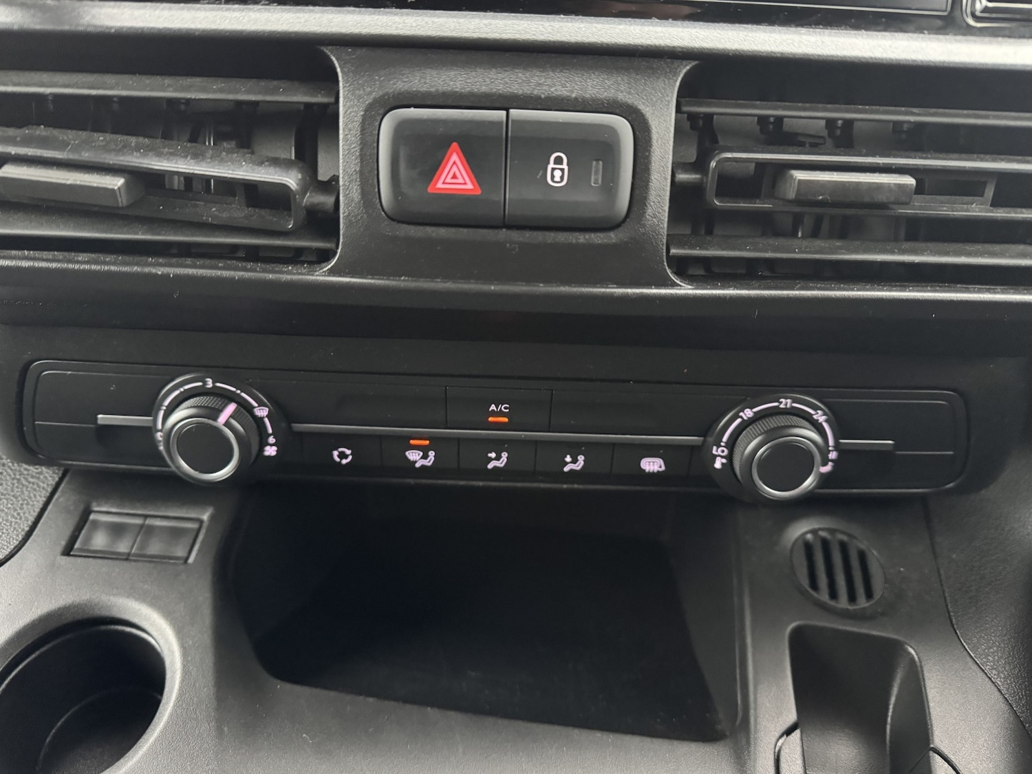 Used Vauxhall Combo 2021 for sale - 77807084: Photo 21