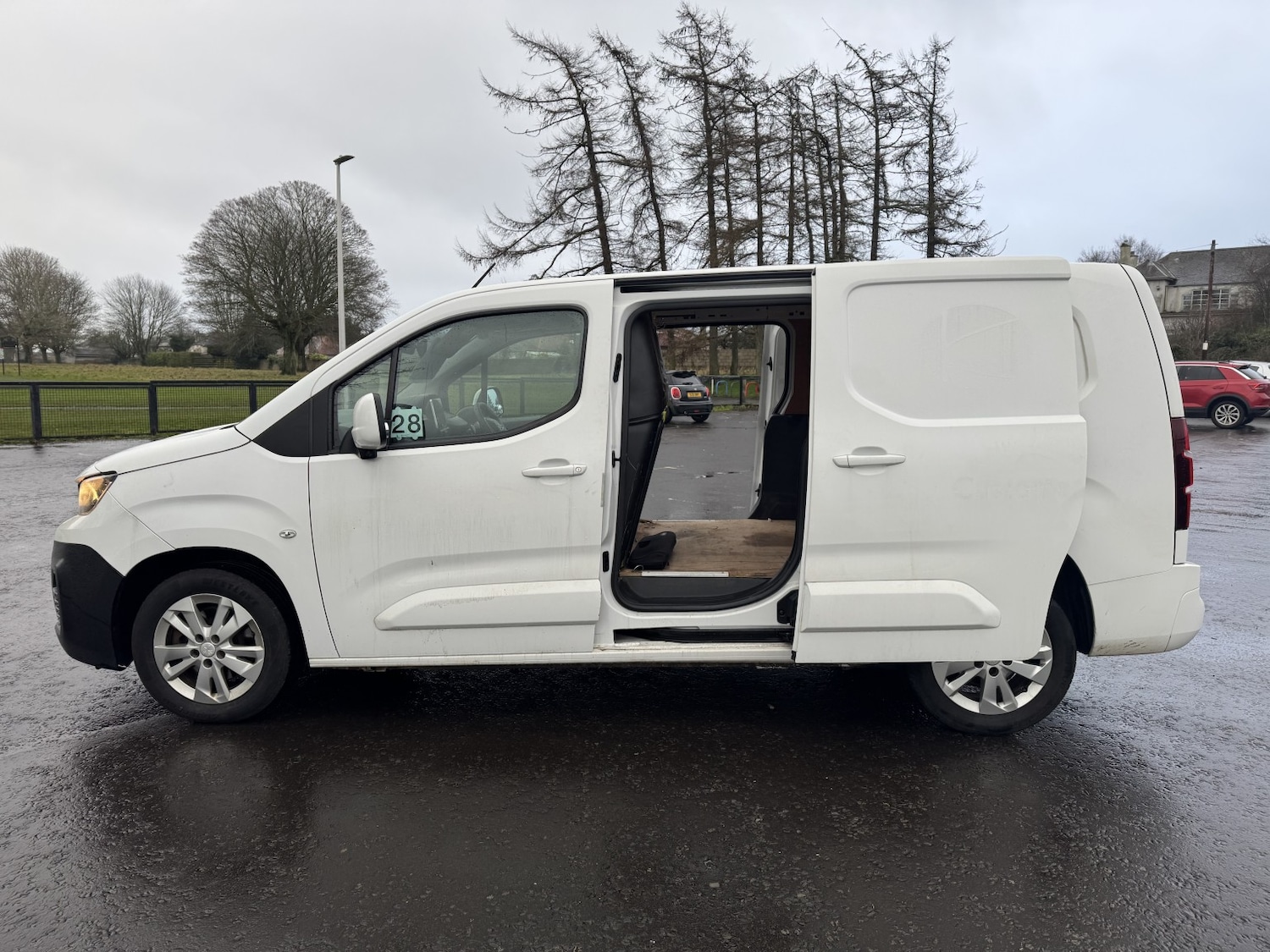 Used Peugeot Partner 2020 for sale - 77807079: Photo 10