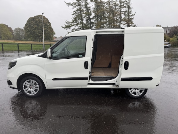 Used Fiat Doblo 2023 for sale - 76305548: Photo 12