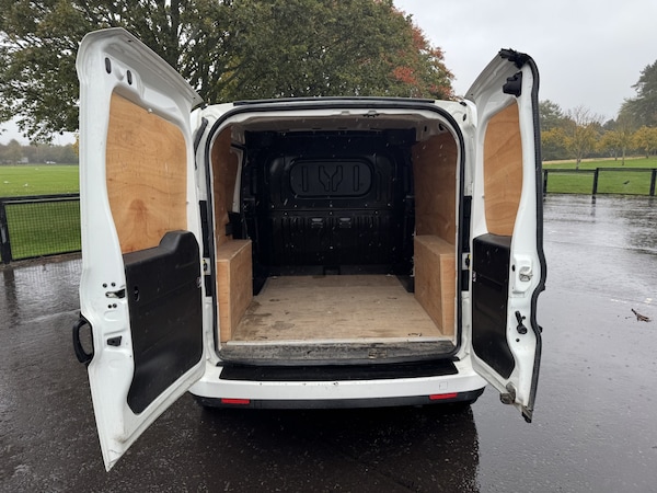 Used Fiat Doblo 2023 for sale - 76305548: Photo 9