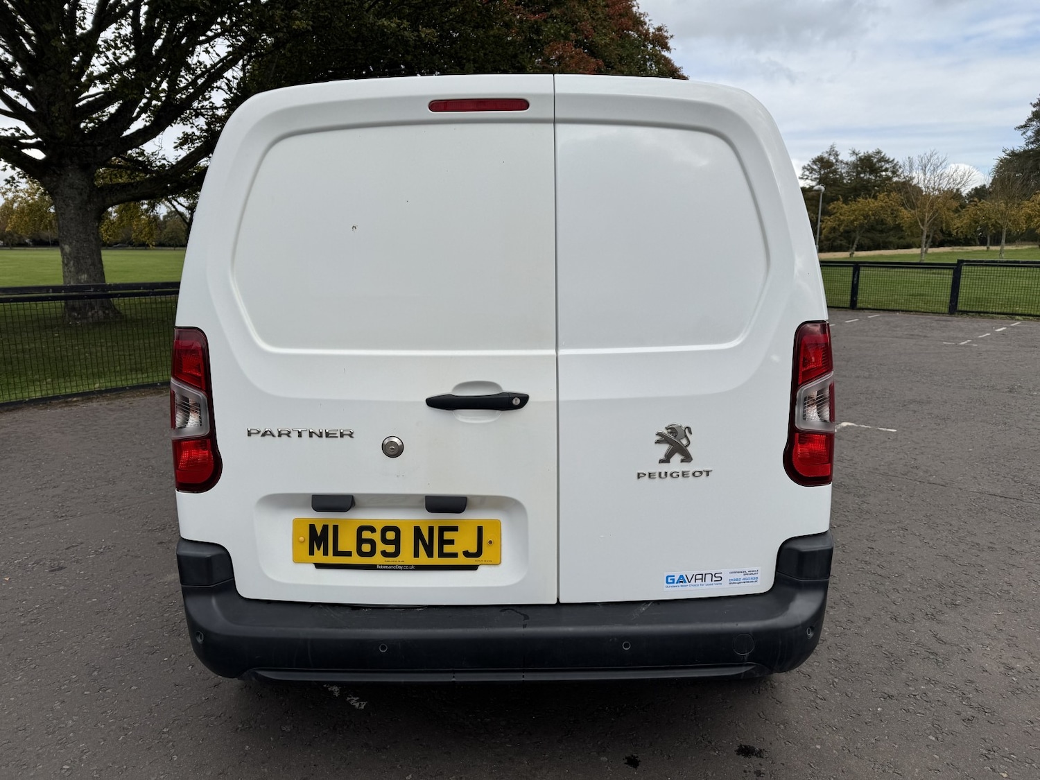 Used Peugeot Partner 2019 for sale - 76305517: Photo 6