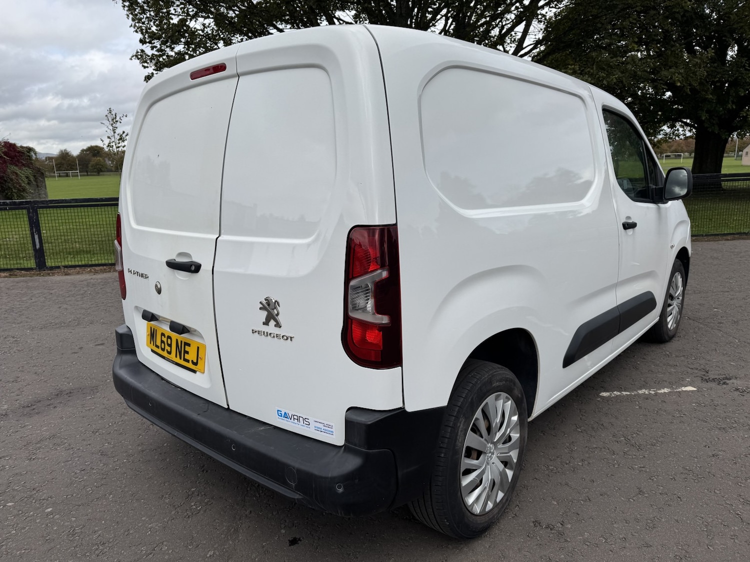 Used Peugeot Partner 2019 for sale - 76305517: Photo 7