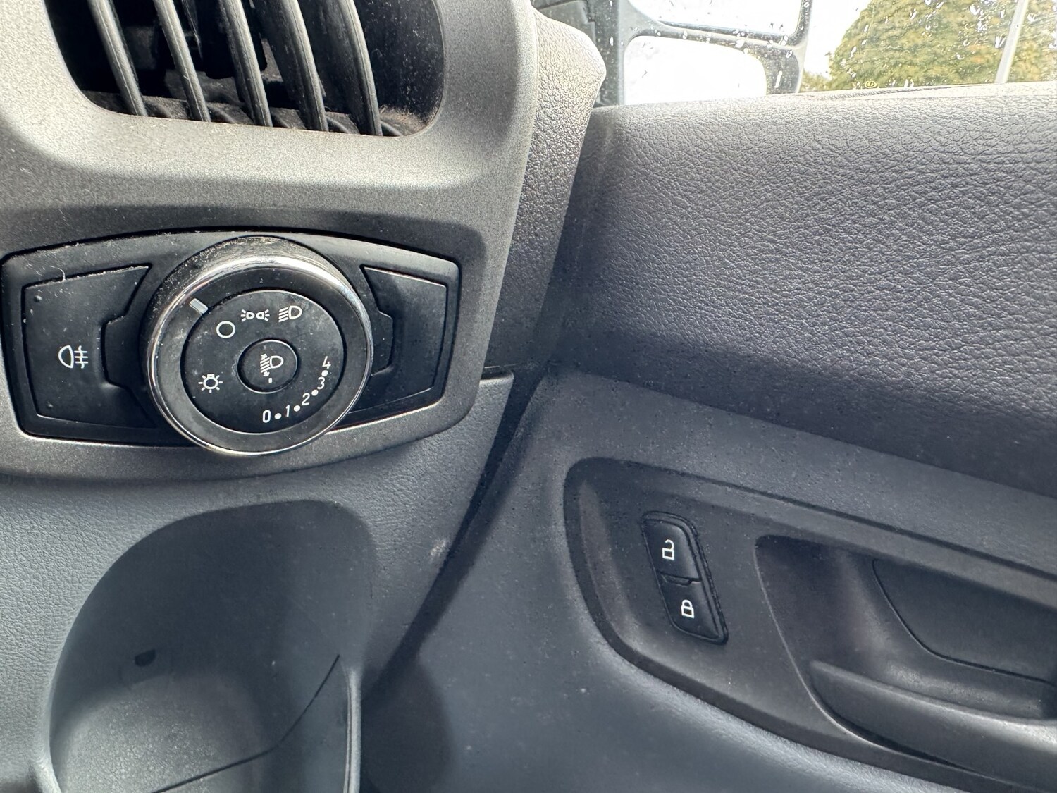Used Ford Transit Custom 2017 for sale - 76149224: Photo 18