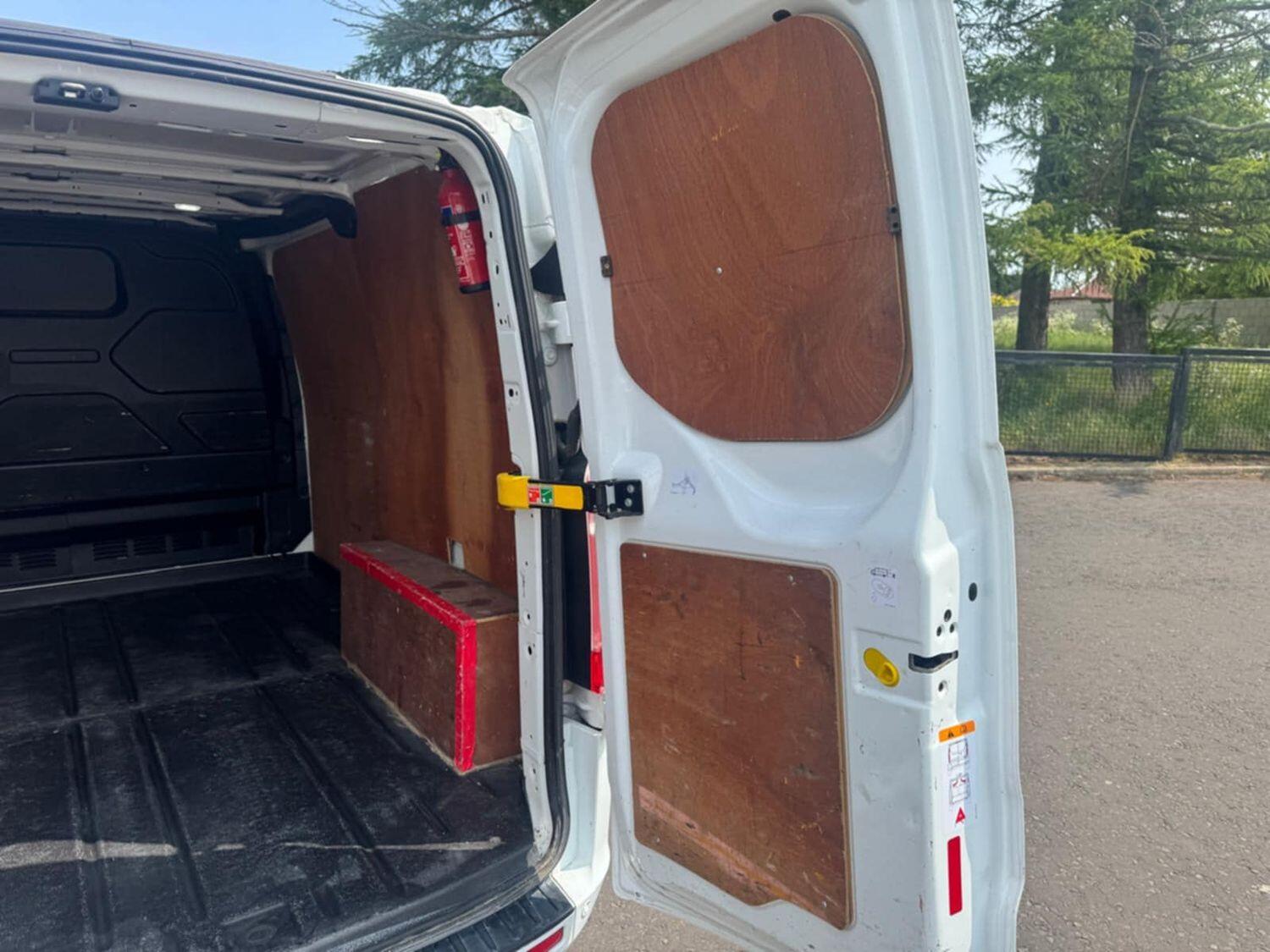 Used Ford Transit Custom 2022 for sale - 75664404: Photo 8