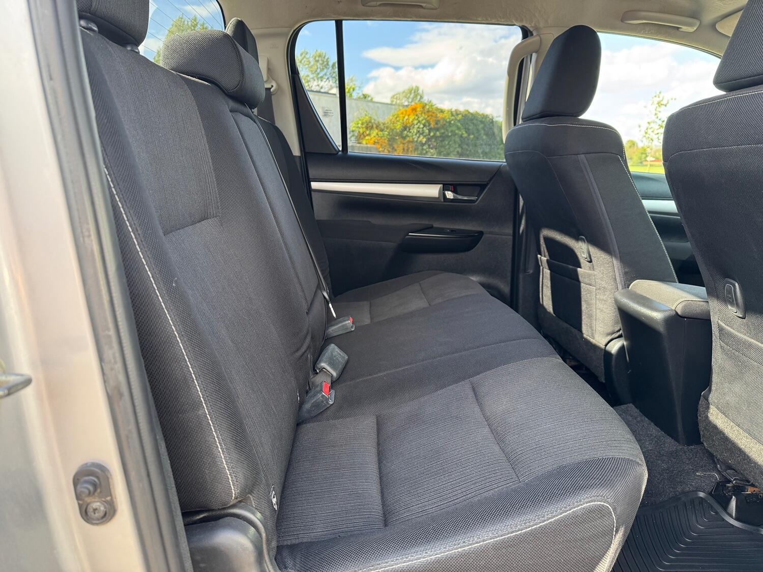 Used Toyota Hilux 2018 for sale - 76794664: Photo 10