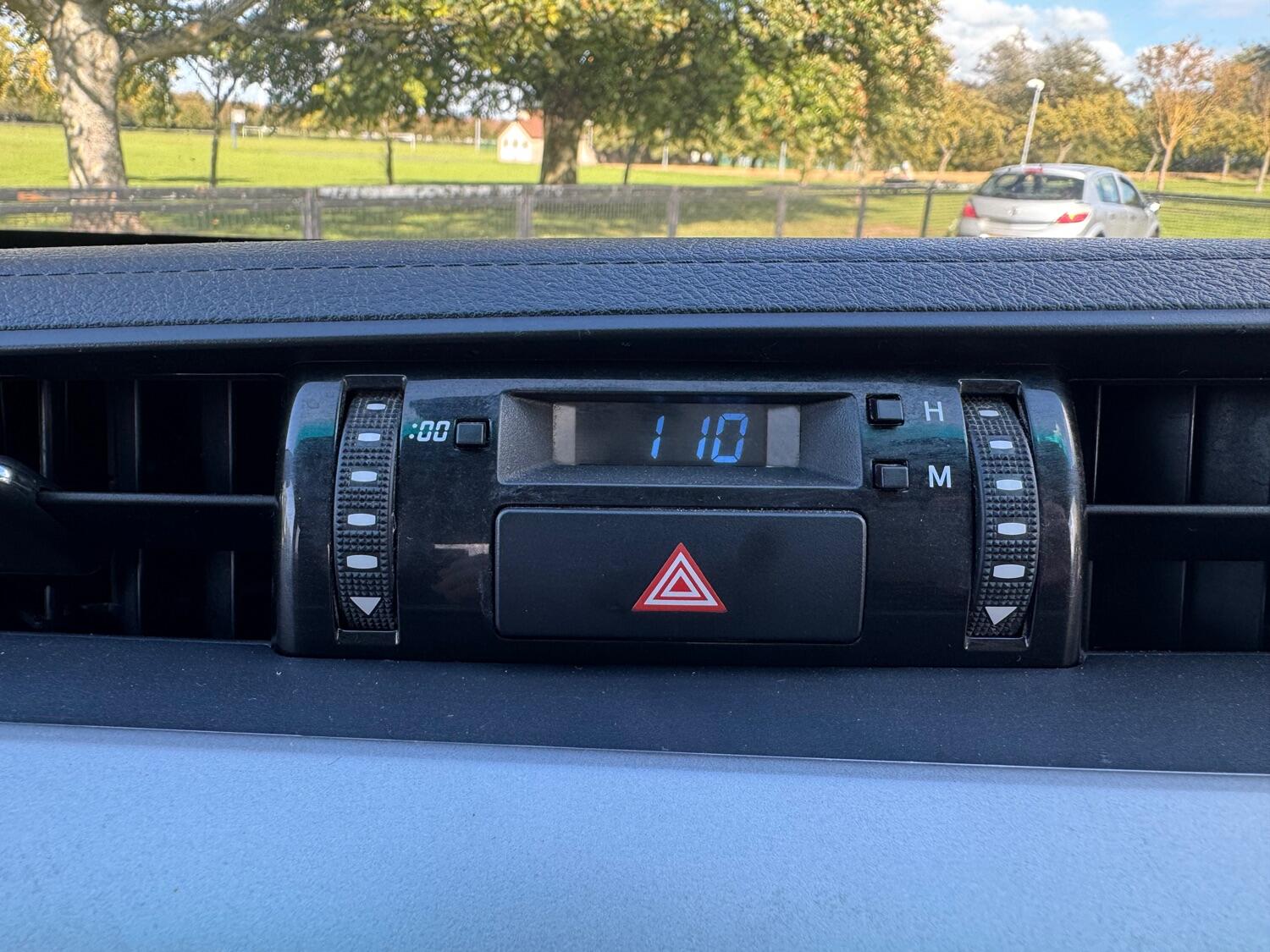 Used Toyota Hilux 2018 for sale - 76794664: Photo 15