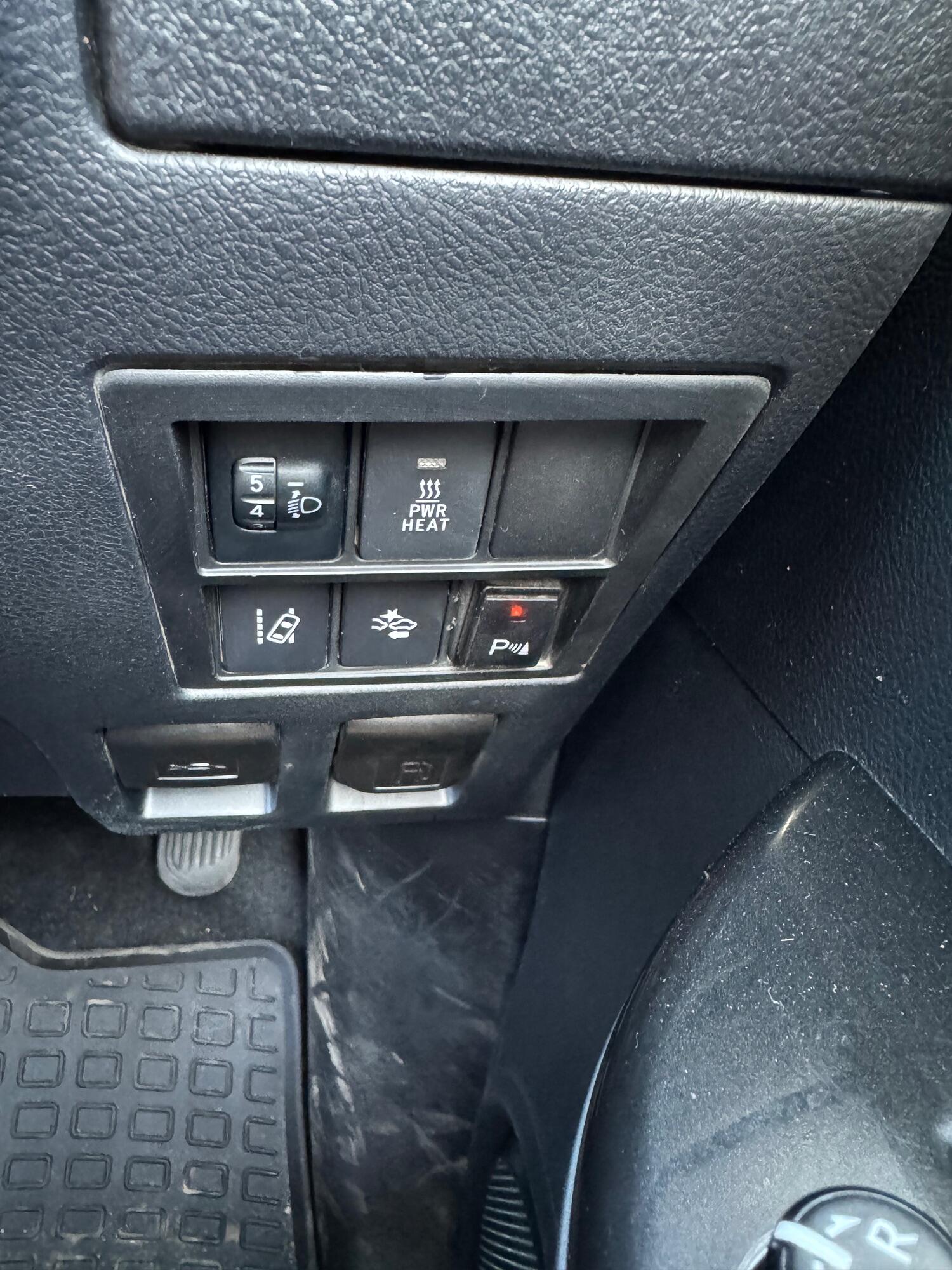 Used Toyota Hilux 2018 for sale - 76794664: Photo 23