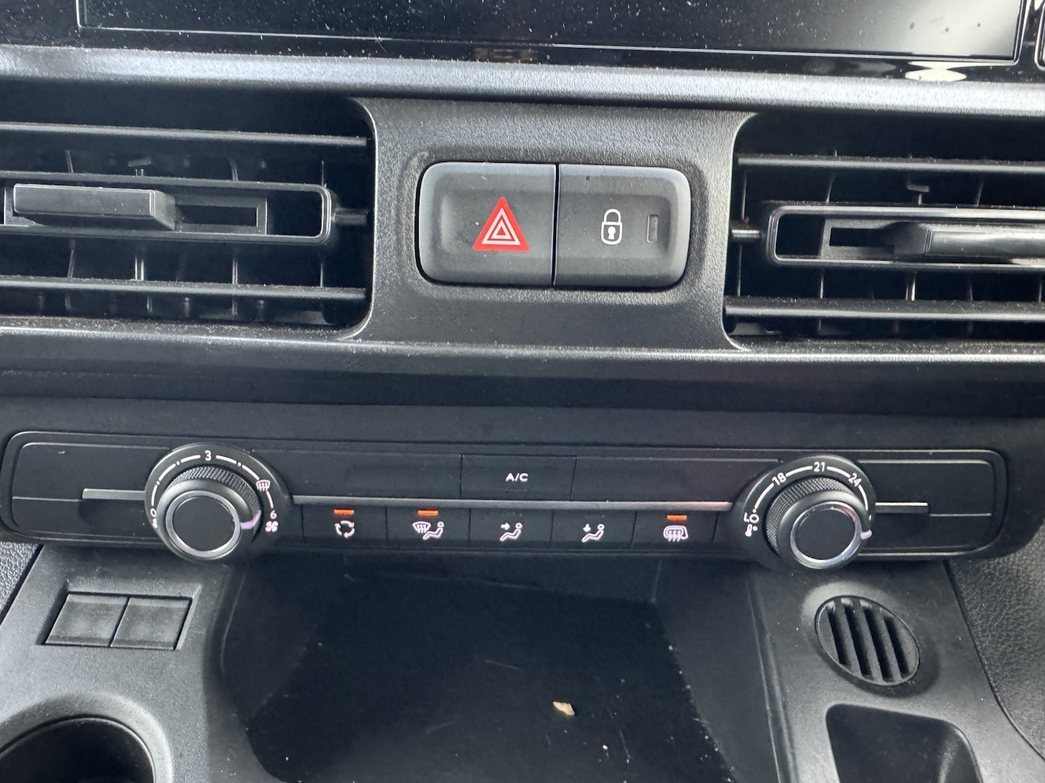 Used Vauxhall Combo 2023 for sale - 77807074: Photo 24