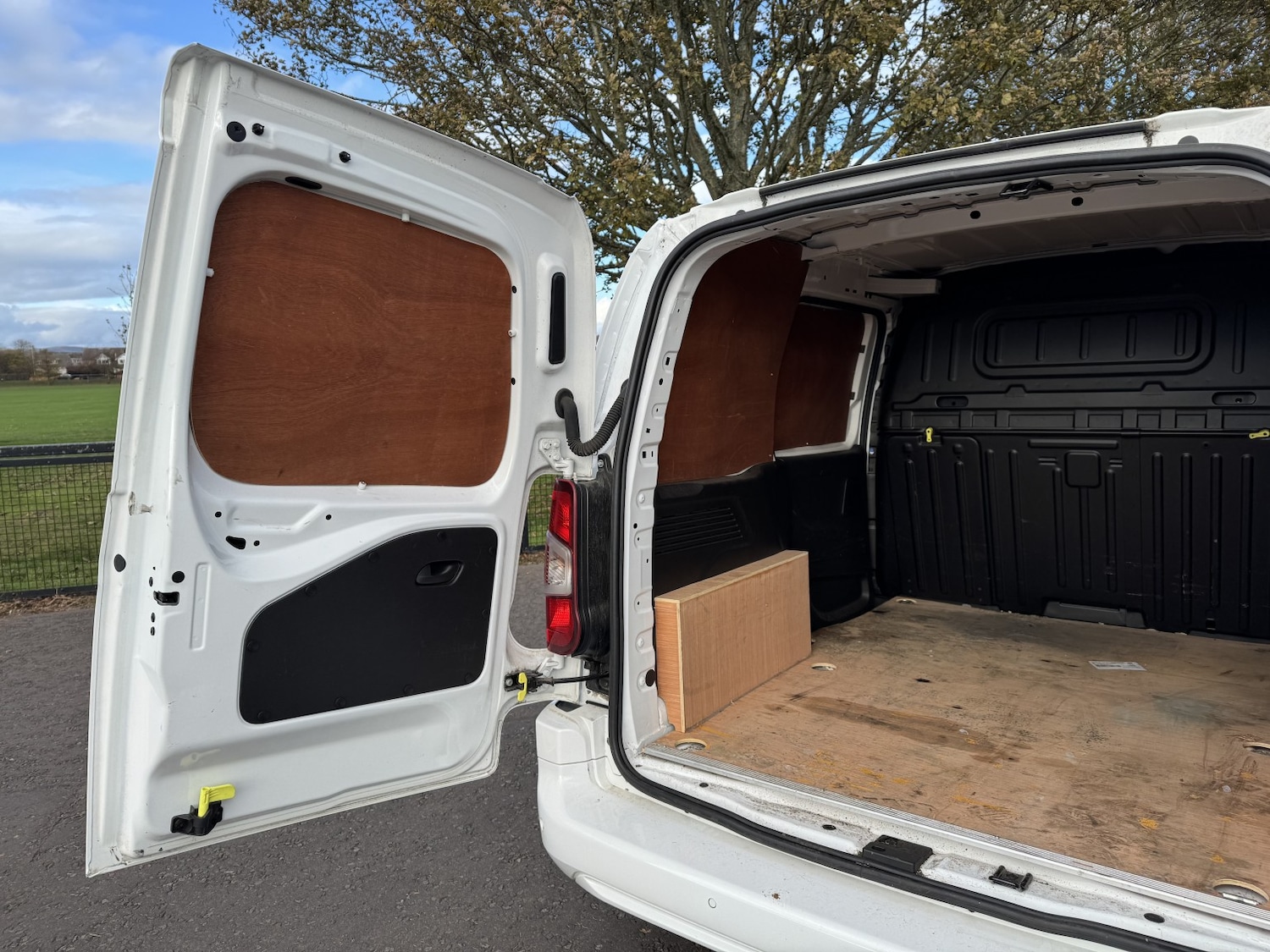 Used Vauxhall Combo 2022 for sale - 77807083: Photo 10