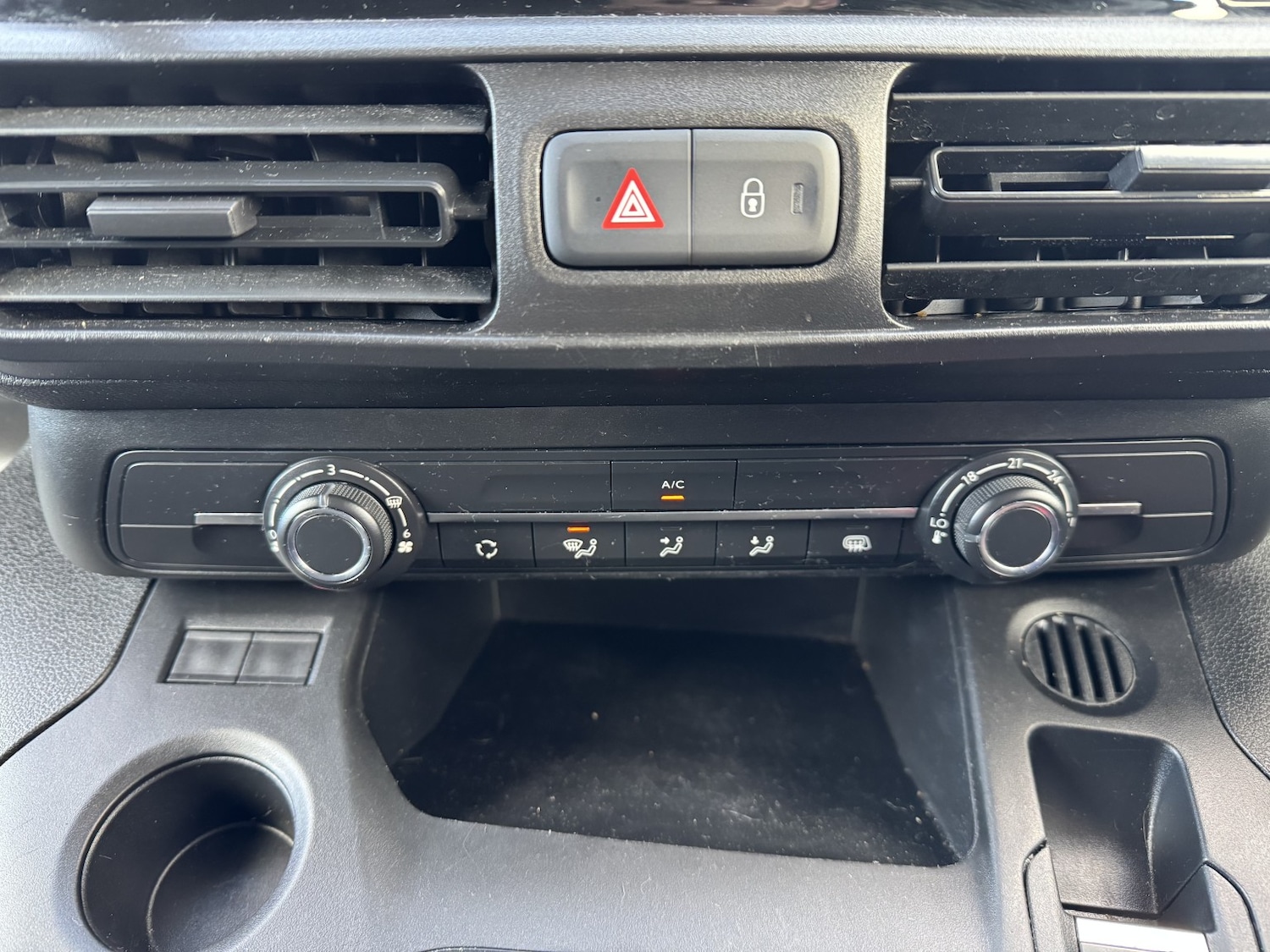 Used Vauxhall Combo 2022 for sale - 77807083: Photo 21