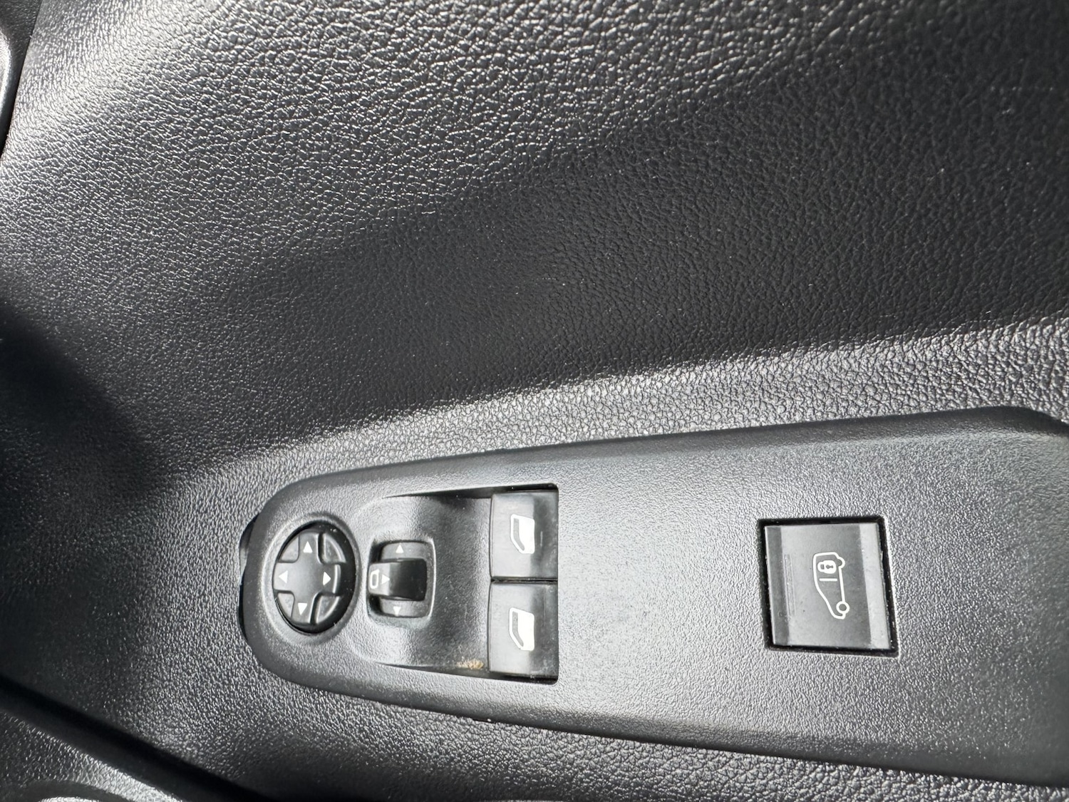 Used Peugeot Partner 2019 for sale - 77735861: Photo 21